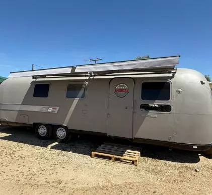Airstream Sovereign 1975 · mobile home fija · Valenc